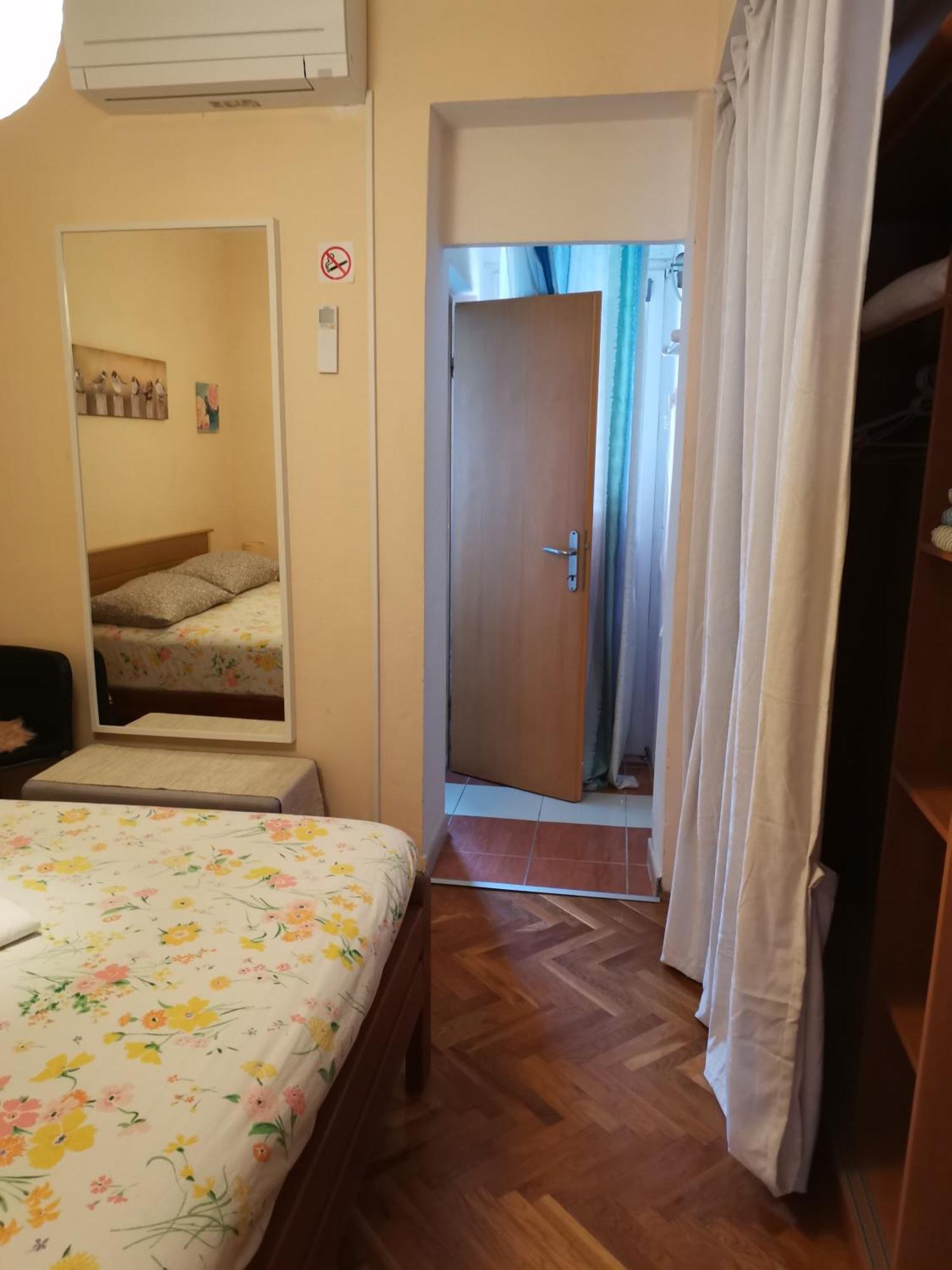 Jakobina * Brodarica (Sibenik-Knin)